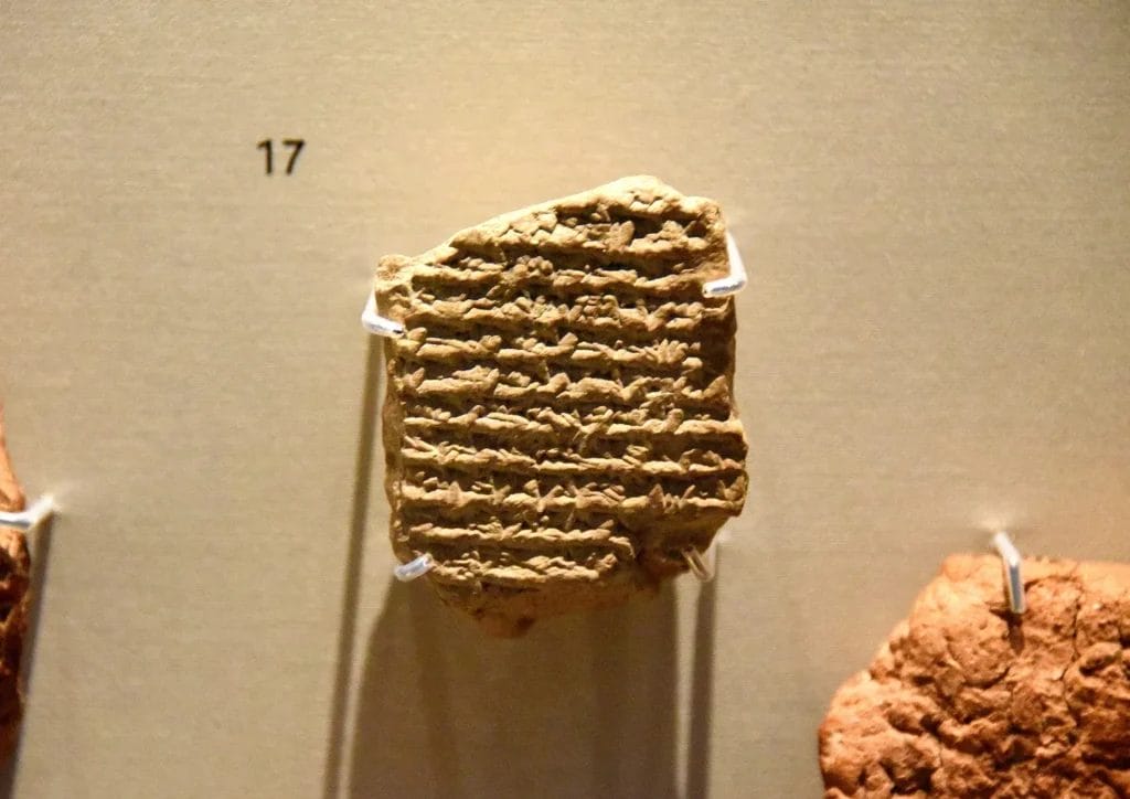 Cuneiform clay tablet with lines noting the king’s death in 323 BCE