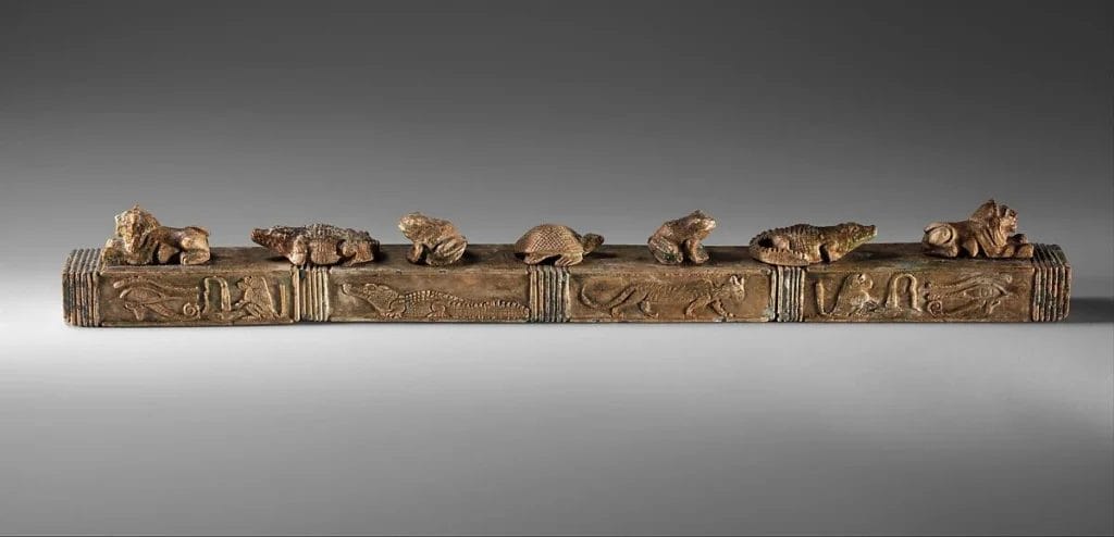Egyptian birth protection rod linked to childbirth, showing the medical world of pregnancy tests